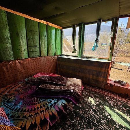 Hippy Hyde Kalga Hotel Kalgha Buitenkant foto